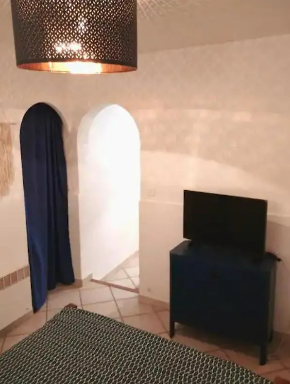 Appartement Independant, Hyper-Centre Pittoresque Salon-de-Provence 0*,  France
